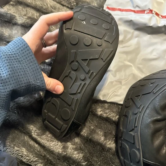 Prada Buffalo Lux Flats Black Leather Ballerina Ballet Classic Timeless 39.5 - Picture 7 of 8